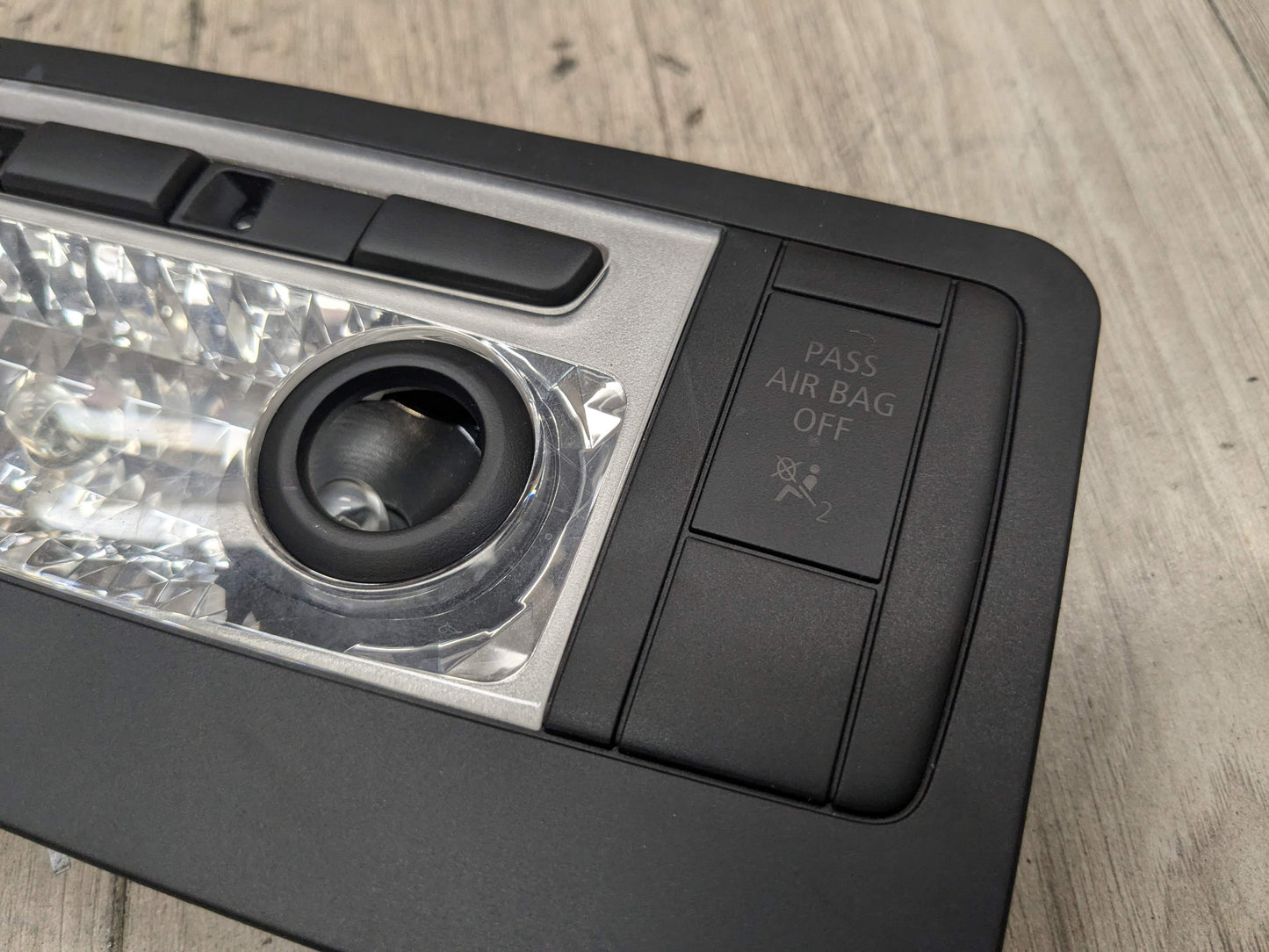 07-13 OEM BMW E88 E93 E89 135 328 335 Z4 M3 Roof Console Dome Light SOS Switch