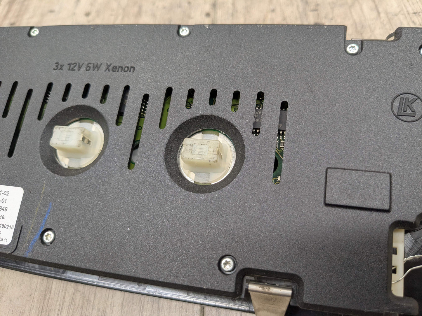 07-13 OEM BMW E88 E93 E89 135 328 335 Z4 M3 Roof Console Dome Light SOS Switch