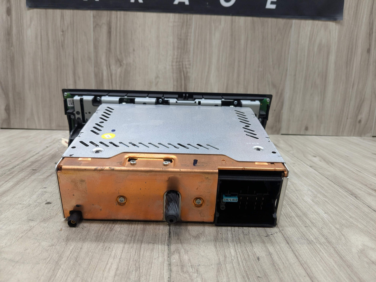 07-10 OEM BMW E82 E88 E90 E93 CD Radio Professional Tuner Receiver CD Player