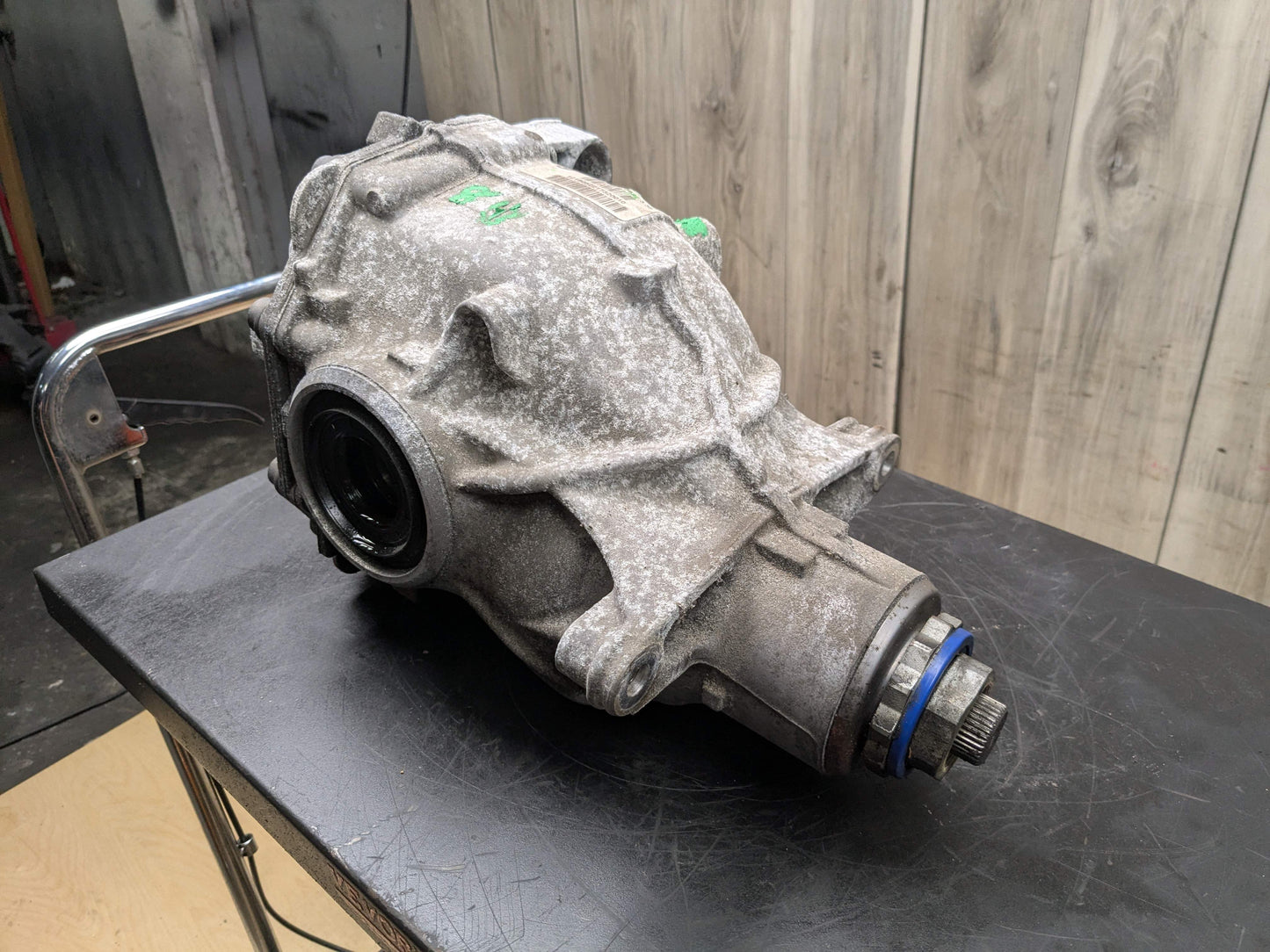 OEM BMW G01 G02 X3 X4 xDrive AWD Rear Differential Axle Gearbox Carrier 3.38