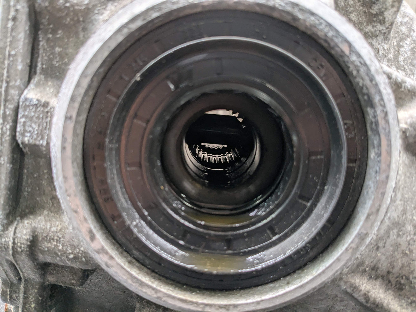 OEM BMW G01 G02 X3 X4 xDrive AWD Rear Differential Axle Gearbox Carrier 3.38