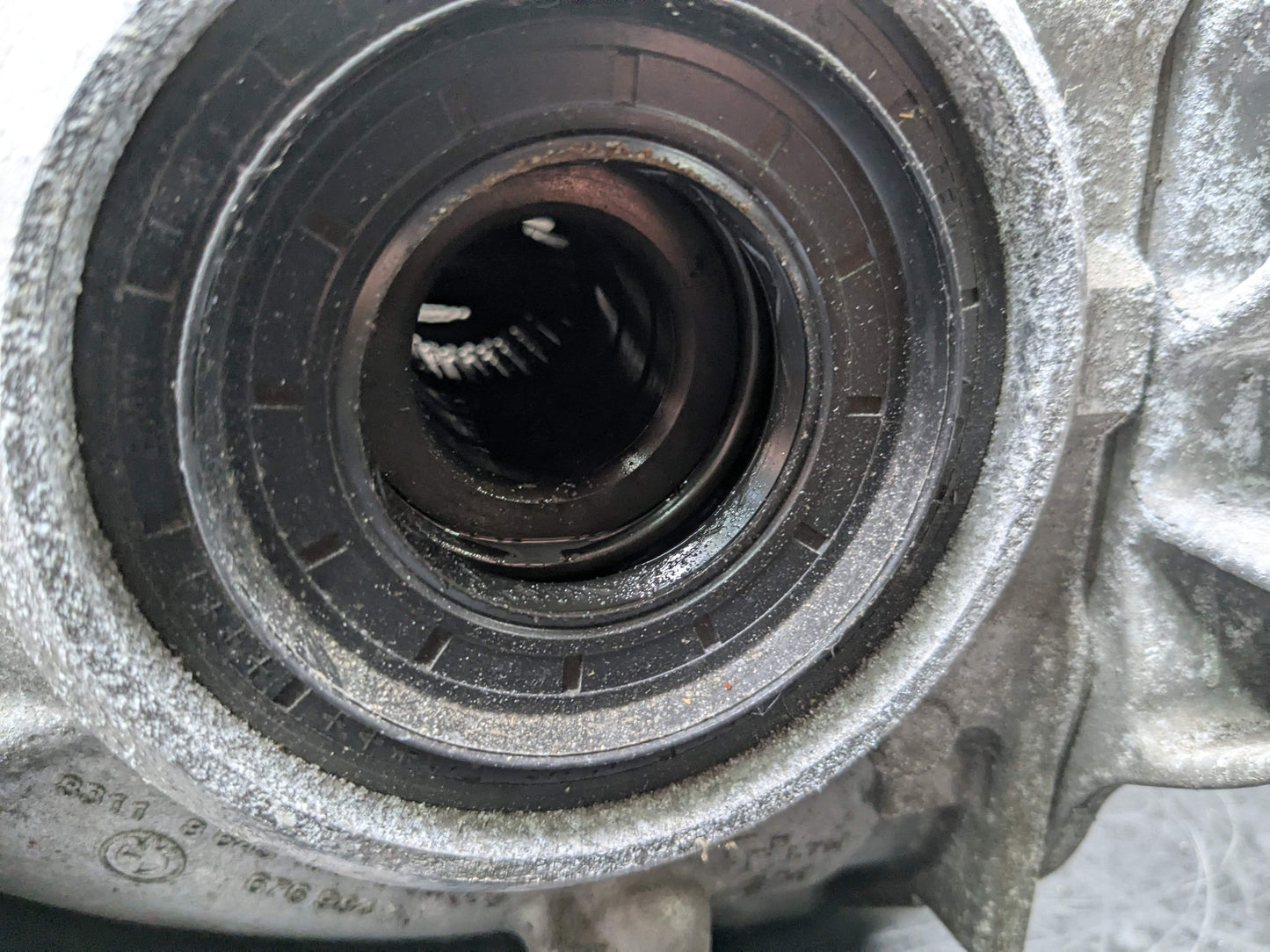 OEM BMW G01 G02 X3 X4 xDrive AWD Rear Differential Axle Gearbox Carrier 3.38