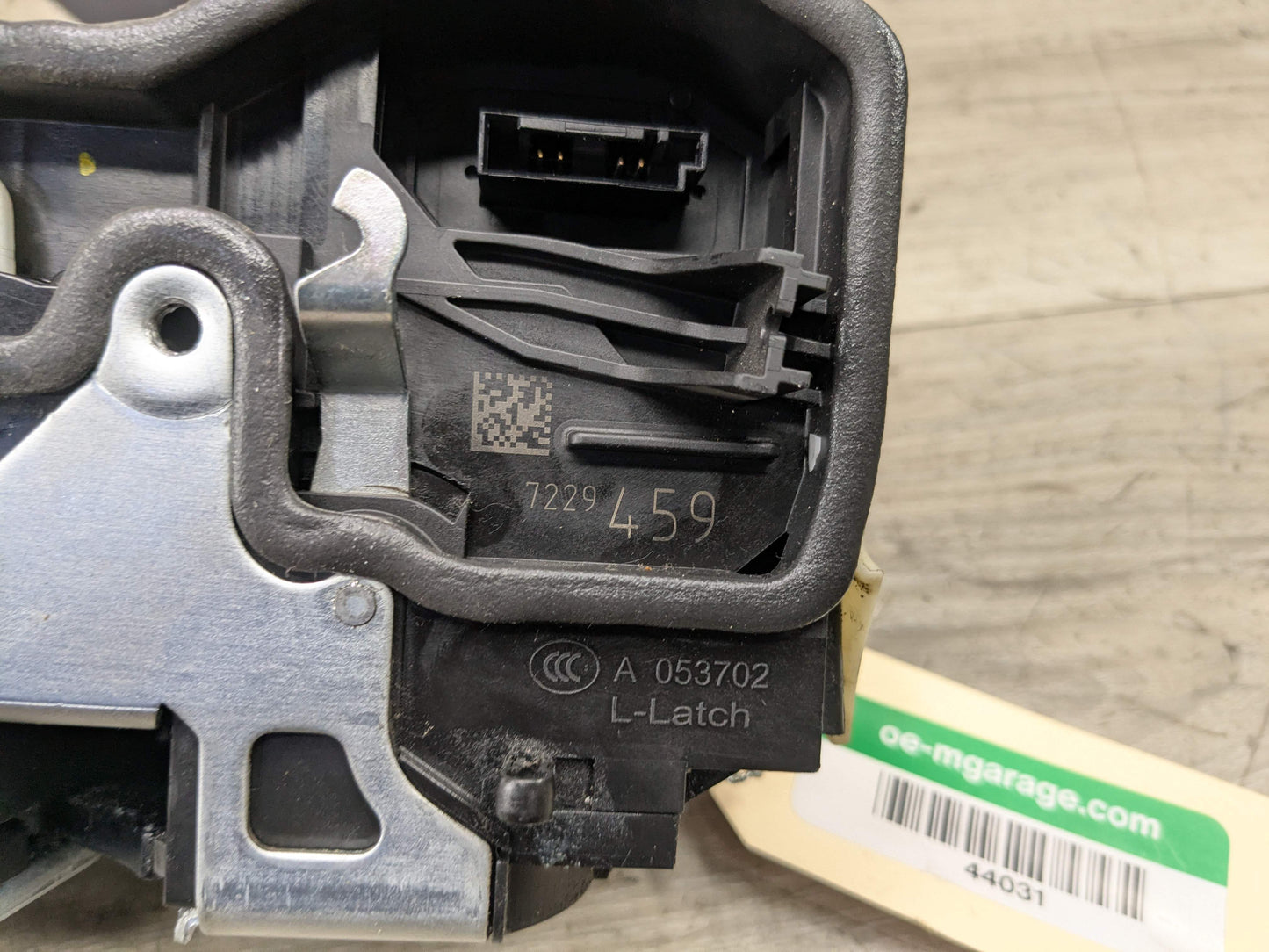 OEM BMW  E82 E90 F02 F10 F30 F32 F80 REAR LEFT DRIVER Door Lock Latch Actuator