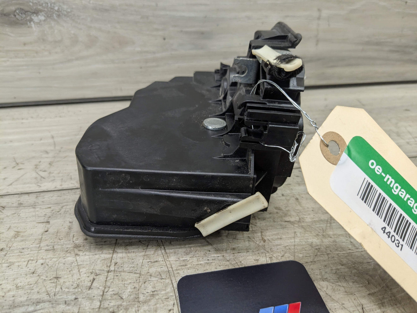 OEM BMW  E82 E90 F02 F10 F30 F32 F80 REAR LEFT DRIVER Door Lock Latch Actuator