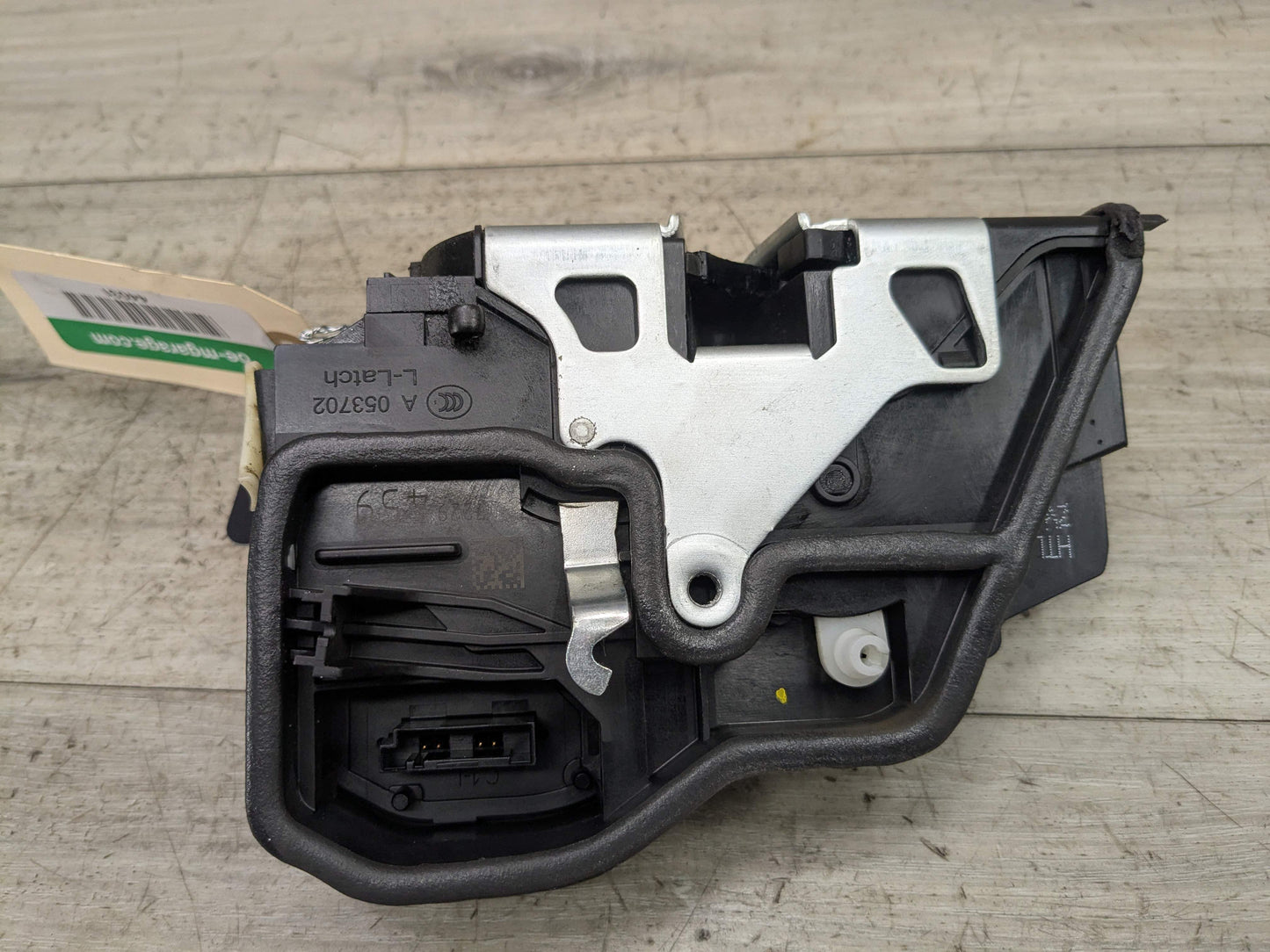 OEM BMW  E82 E90 F02 F10 F30 F32 F80 REAR LEFT DRIVER Door Lock Latch Actuator