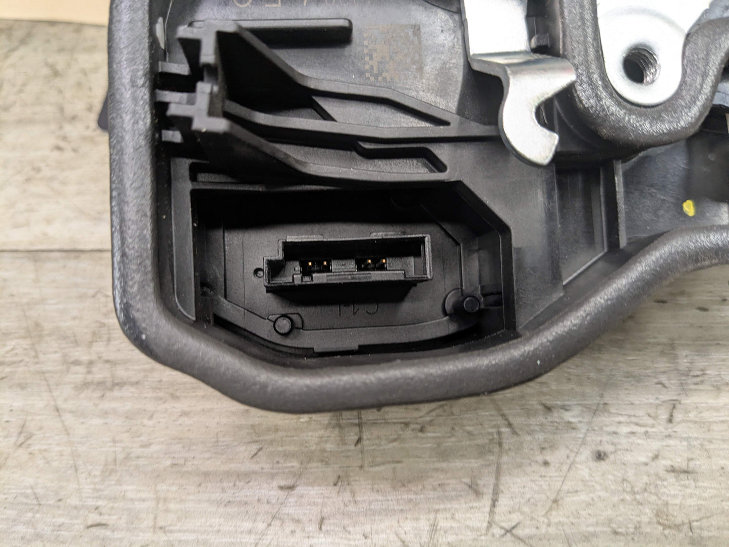 OEM BMW  E82 E90 F02 F10 F30 F32 F80 REAR LEFT DRIVER Door Lock Latch Actuator