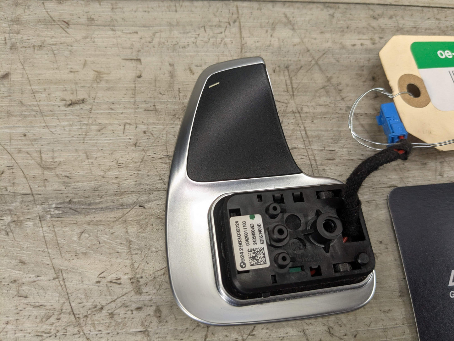 OEM BMW F15 F25 F30 F32 F33 F36 F48 X1 X3 X5 AT Paddle Shifter Plus Minus PAIR