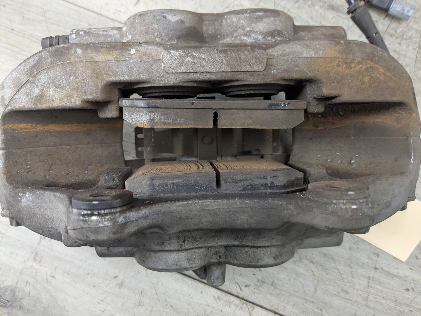 OEM BMW F30 F32 F33 F36 335 340 435 Front Left Right Brake Calipers Brembo SET