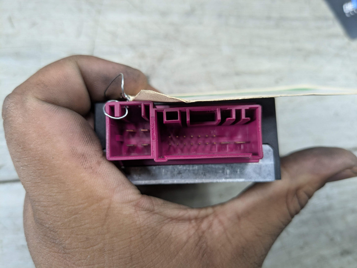 OEM BMW F02 F10 F25 F30 F32 F36 Helbako Fuel Pump Relay Control Module EKPM3