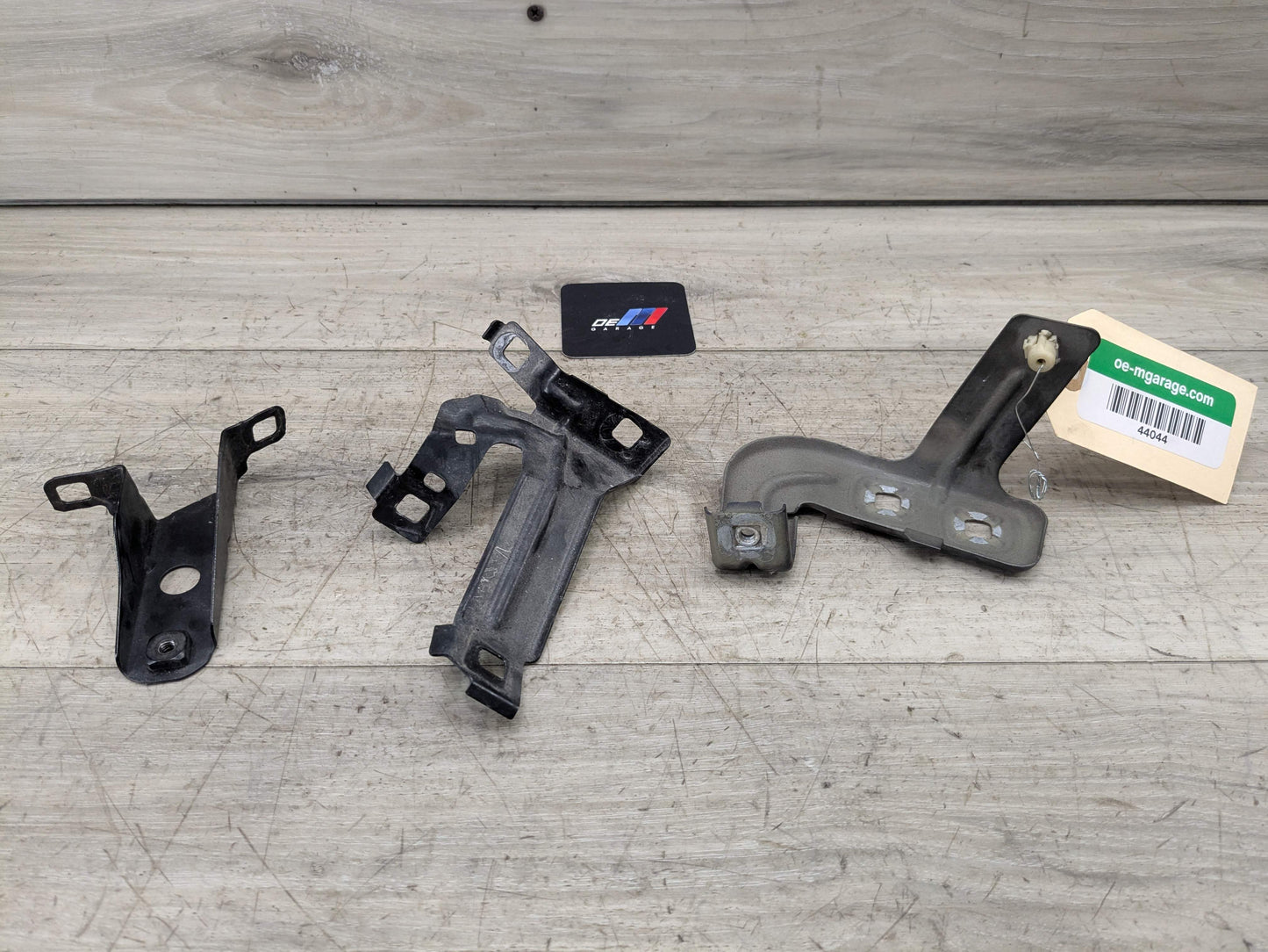 12-20 OEM BMW F30 F32 F33 F36 Front Left Driver Fender Wing Holder Bracket SET