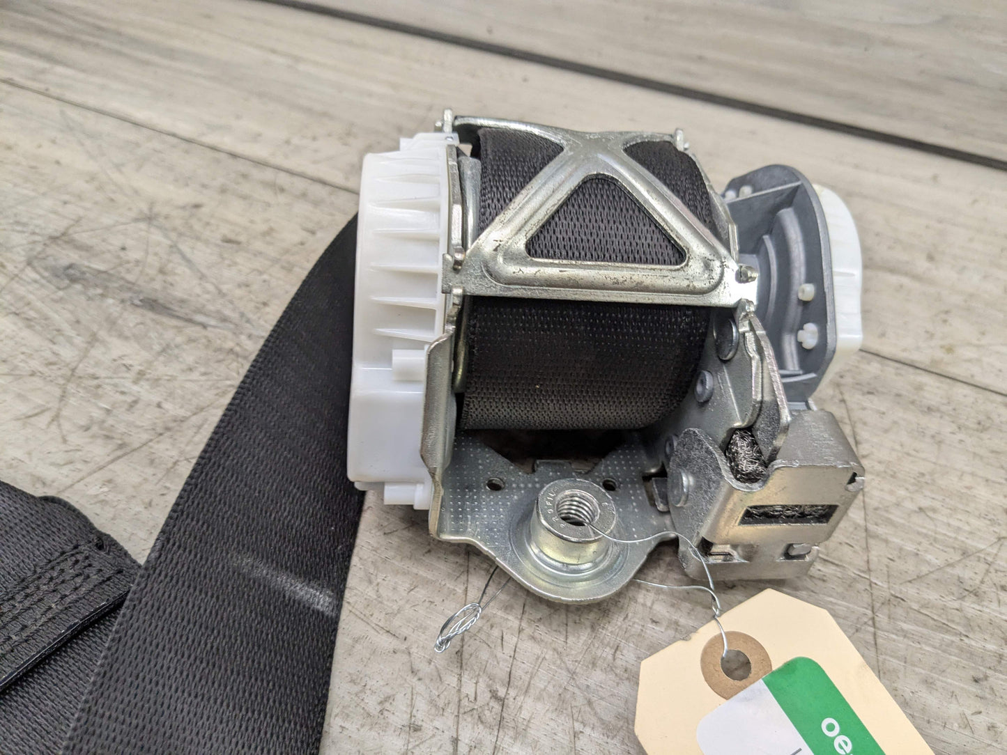 12-20 OEM BMW F30 F36 F80 M3 Front Right Passenger Side Seatbelt Retractor Black