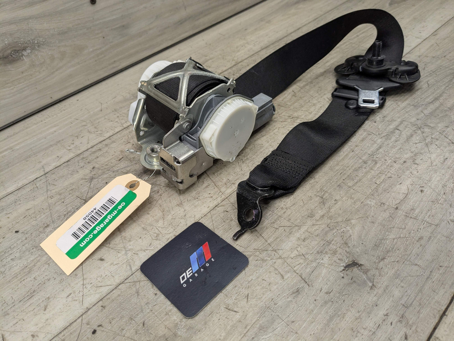 12-20 OEM BMW F30 F36 F80 M3 Front Right Passenger Side Seatbelt Retractor Black