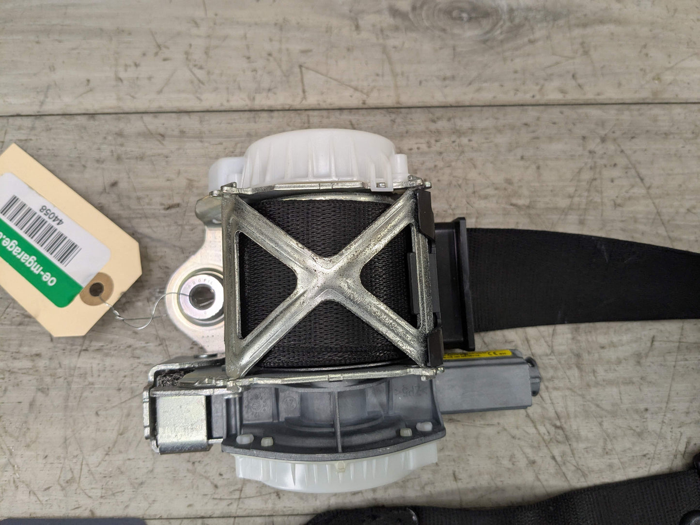 12-20 OEM BMW F30 F36 F80 M3 Front Right Passenger Side Seatbelt Retractor Black