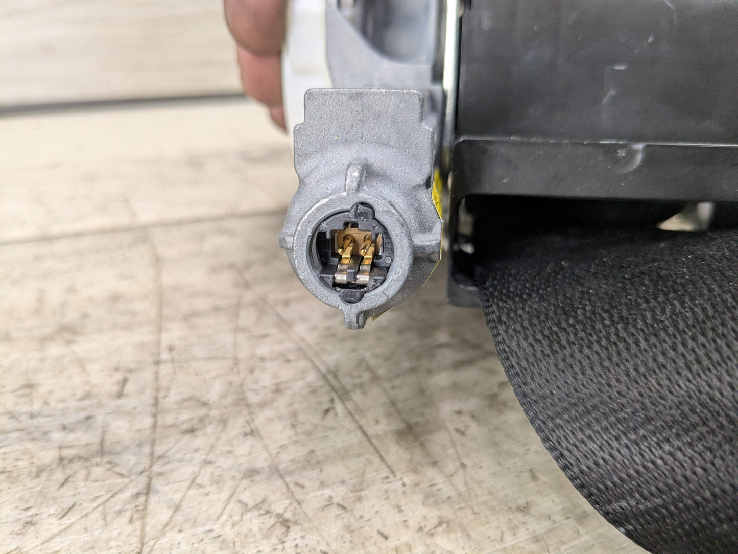 12-20 OEM BMW F30 F36 F80 M3 Front Right Passenger Side Seatbelt Retractor Black