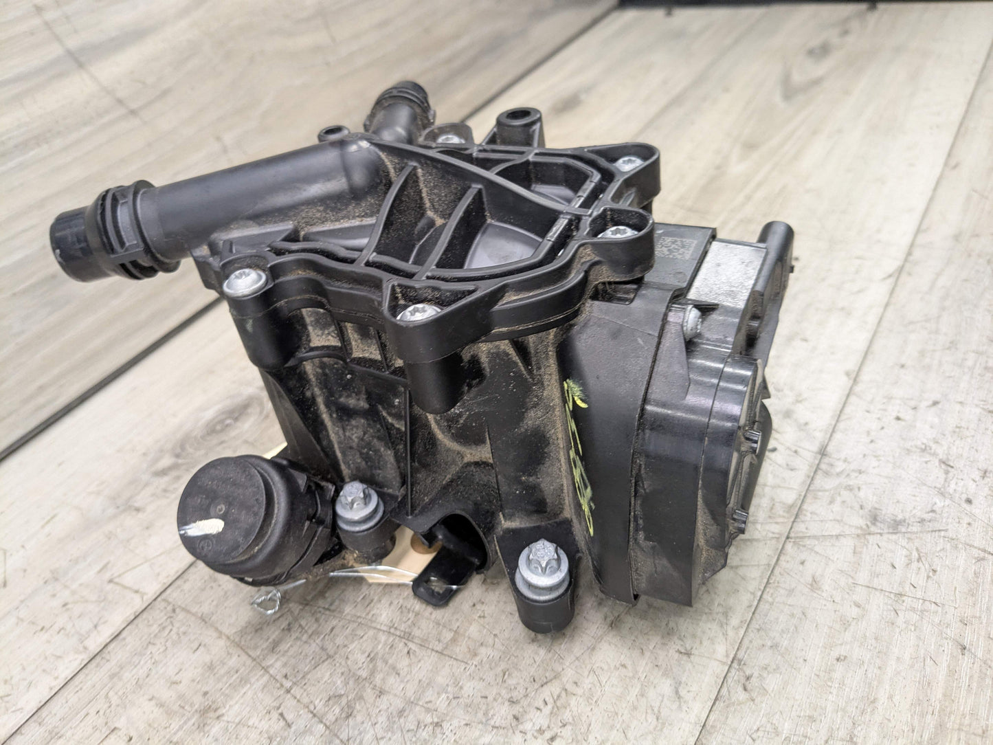 OEM BMW F22 F30 F32 F36 G01 G30 Engine B46 Motor Heat Coolant Thermostat Module