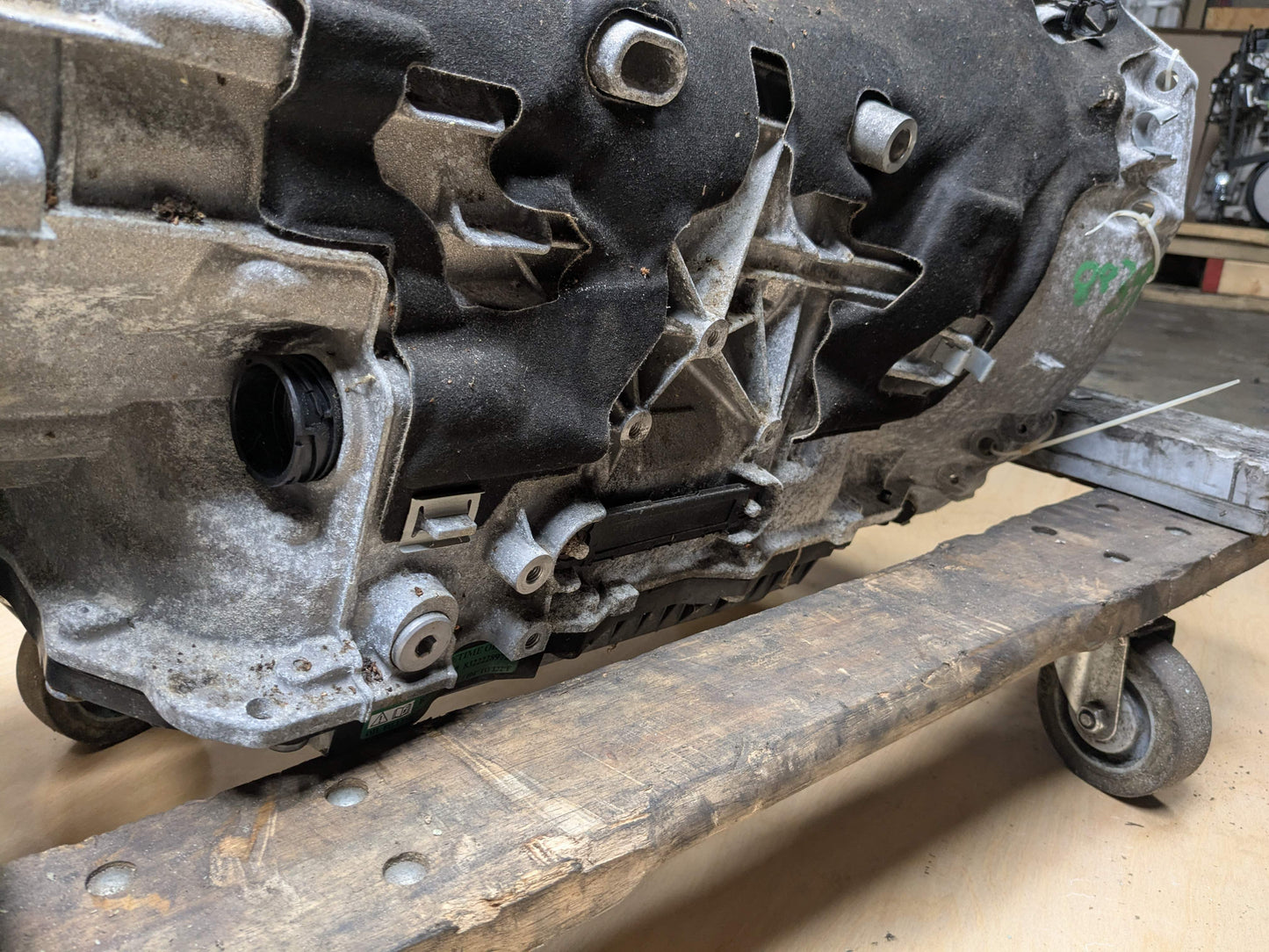 18-20 BMW G01 X3 30i AWD B46 Automatic Transmission Gearbox GA8HP50Z