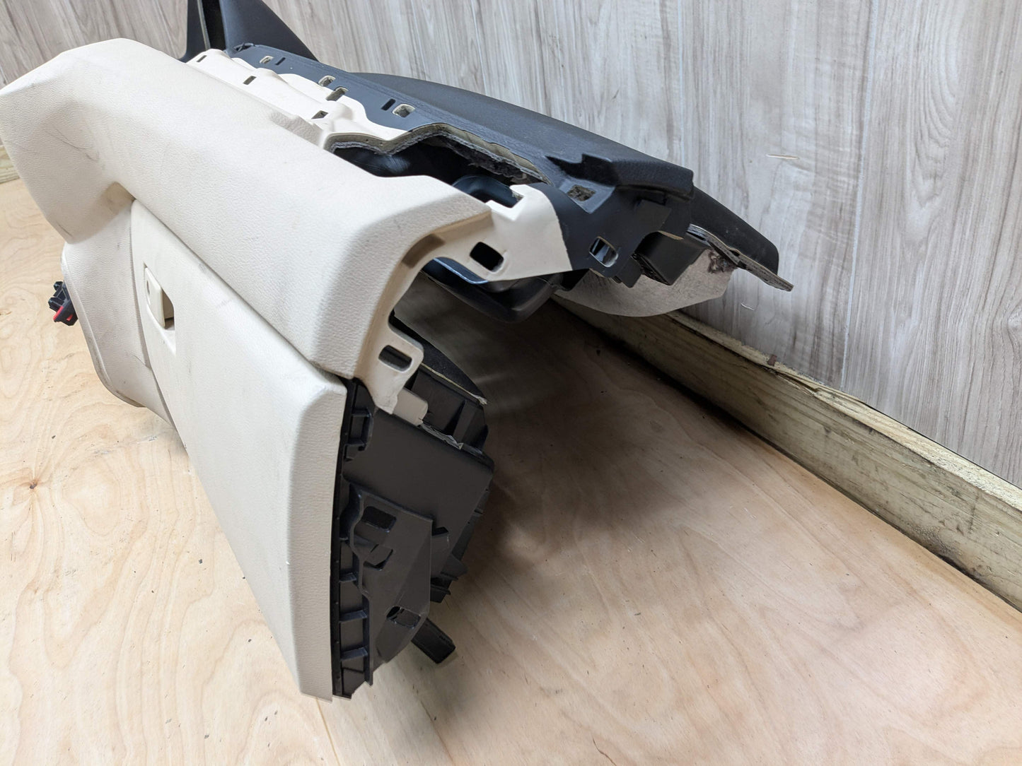 16-23 OEM BMW F39 F48 X1 X2 Dashboard Cover Trim Dash Panel Beige/Black