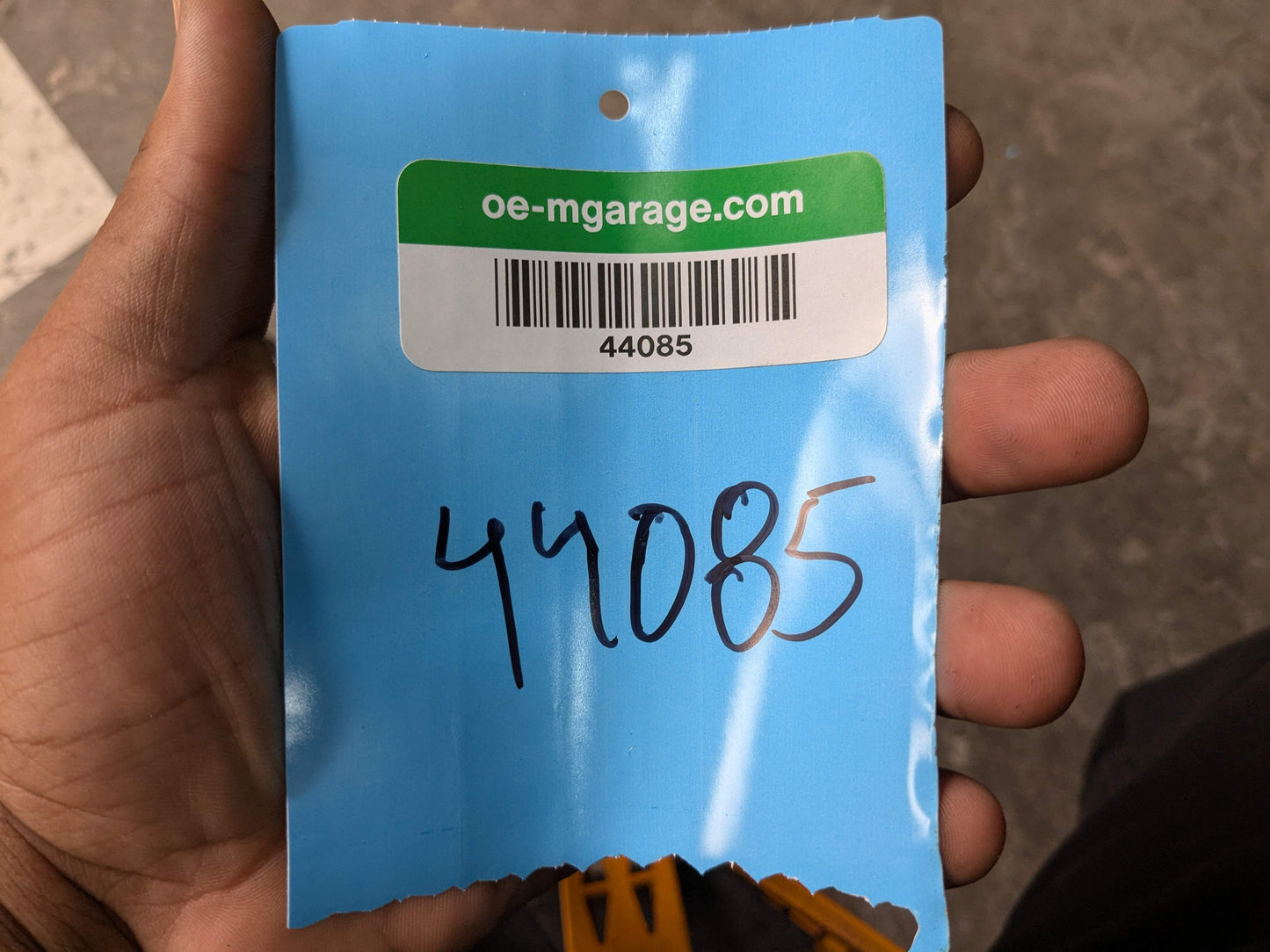 16-23 OEM BMW F39 F48 X1 X2 Dashboard Cover Trim Dash Panel Beige/Black