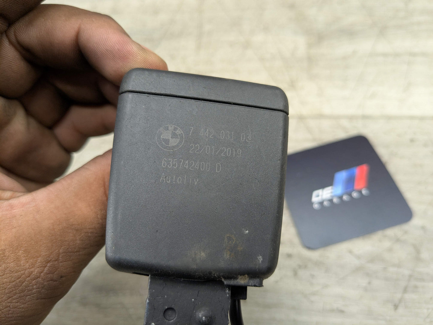 OEM BMW G20 G22 G26 G80 G82 M3 M4 Rear Left Driver Seatbelt Seat Belt Buckle