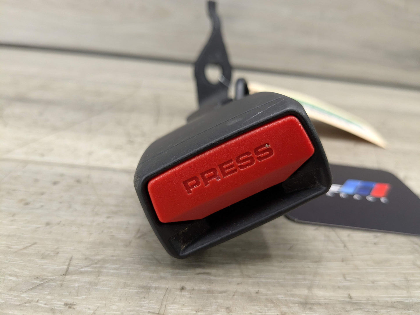 OEM BMW G20 G22 G26 G80 G82 M3 M4 Rear Left Driver Seatbelt Seat Belt Buckle