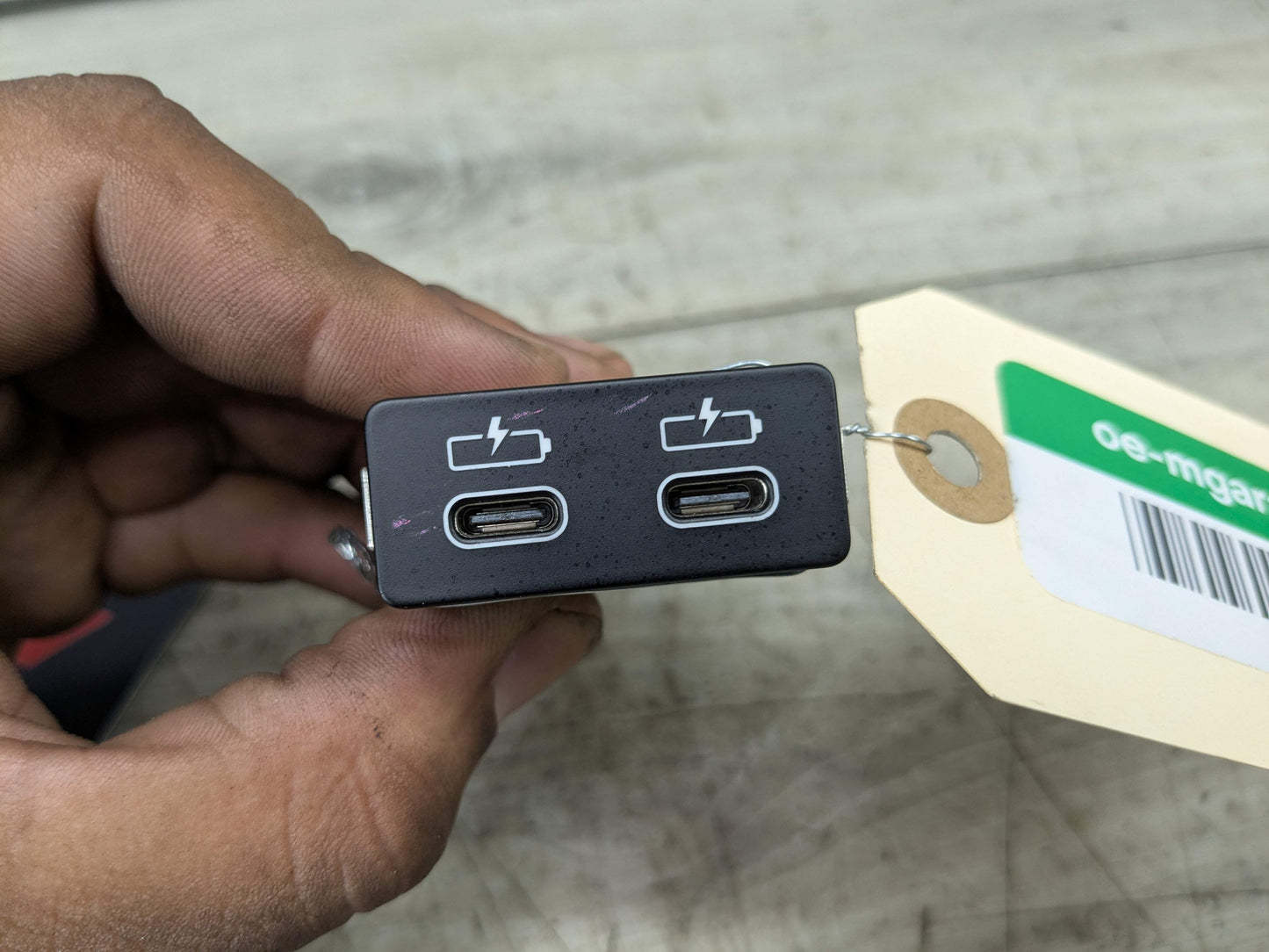 OEM BMW F48 F97 G01 G12 G20 G26 G30 USB Type C Socket Charger Port Connector