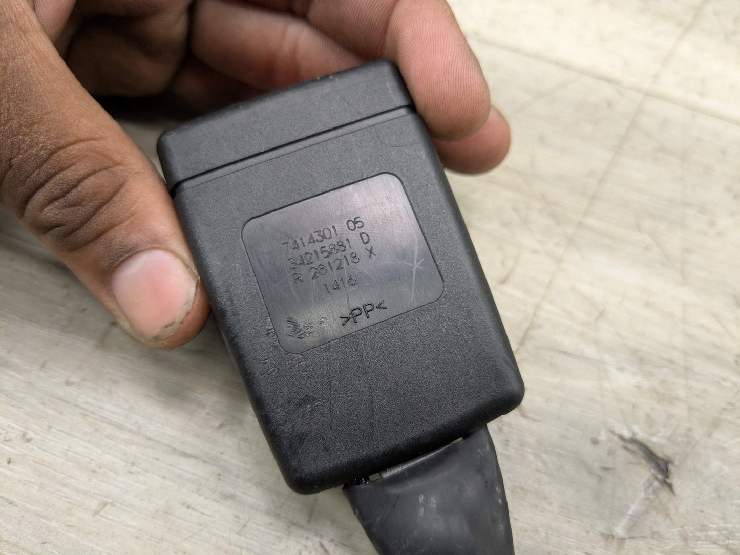 OEM BMW F93 F97 G01 G02 G16 G20 G80 M3 330 M340 Front Left Right Seatbelt Buckle