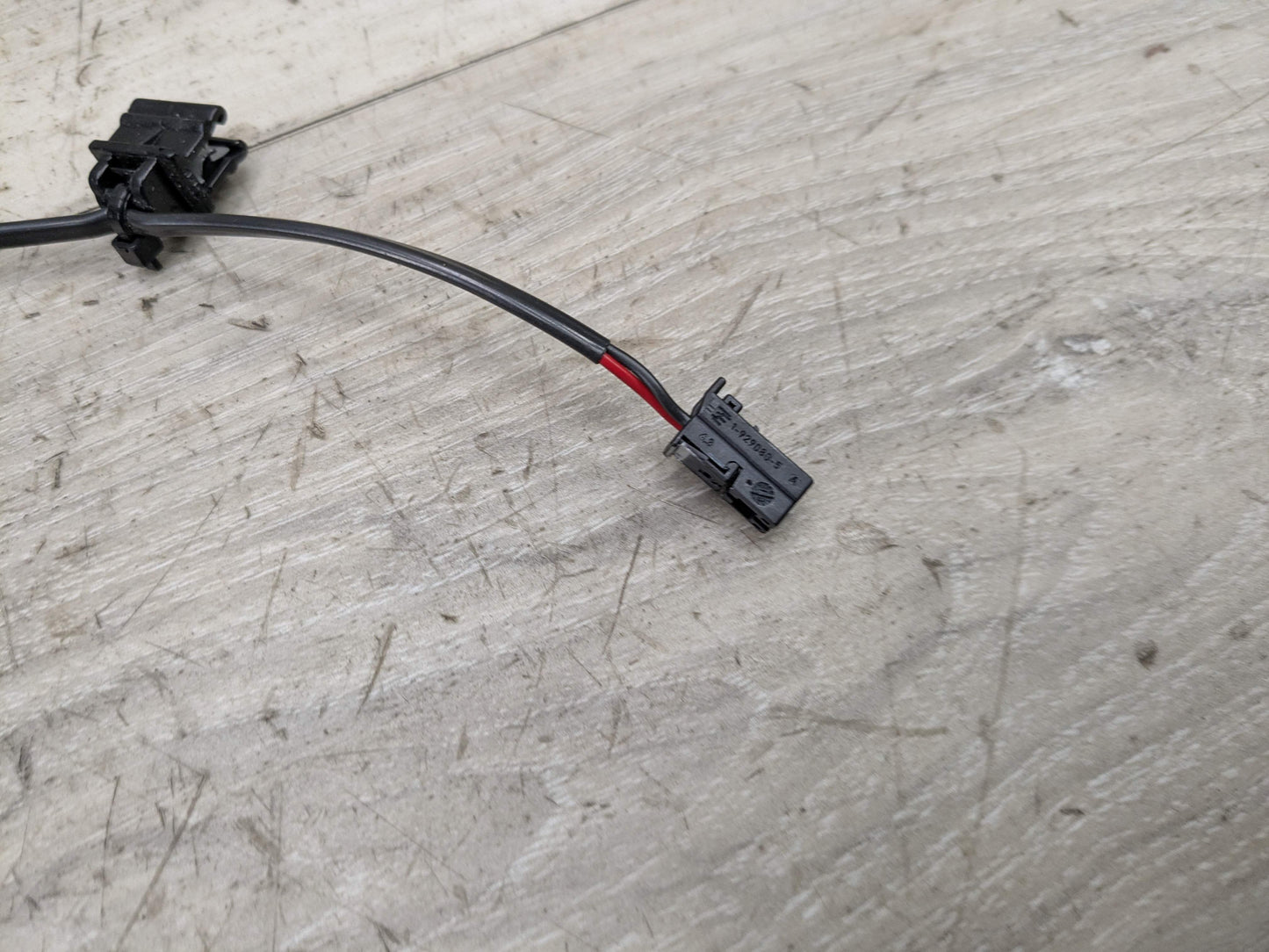 OEM BMW F93 F97 G01 G02 G16 G20 G80 M3 330 M340 Front Left Right Seatbelt Buckle