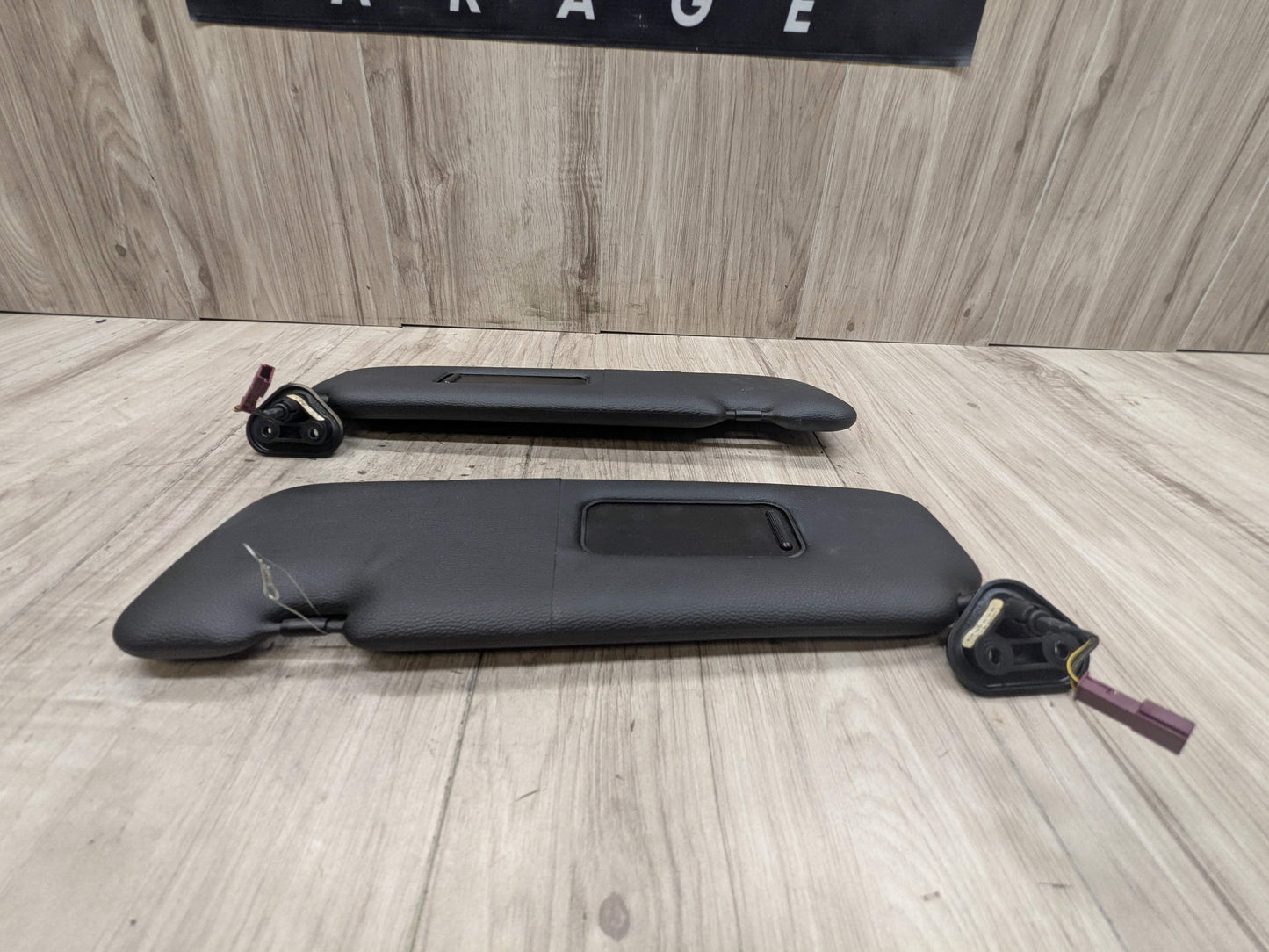 07-13 OEM BMW E88 E93 128 328 335 M3 Convertible Sun Visor Black Pair SET