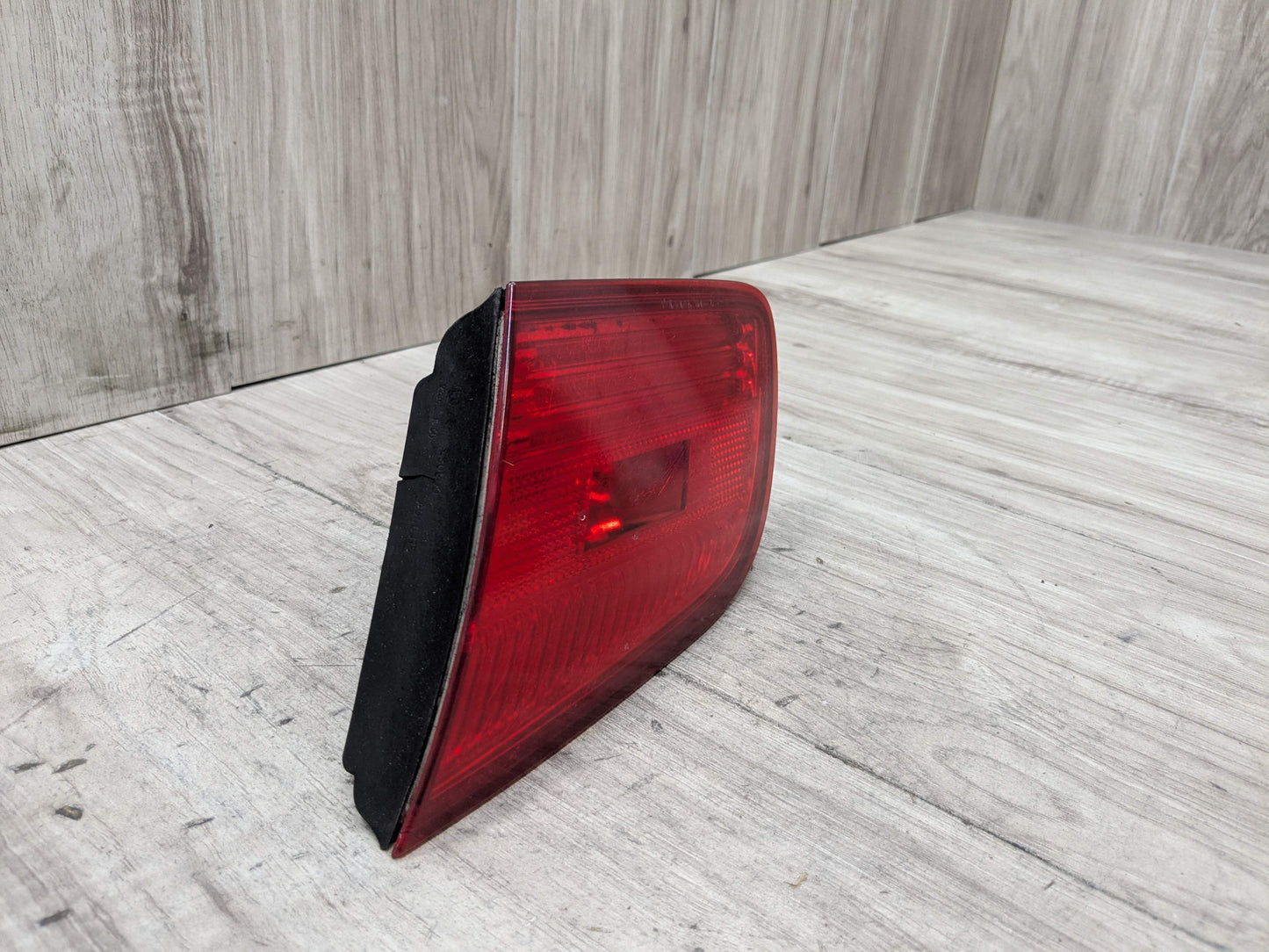 07-10 OEM BMW E93 328 335 M3 CONVERTIBLE Rear Right Passenger Trunk Tail Light