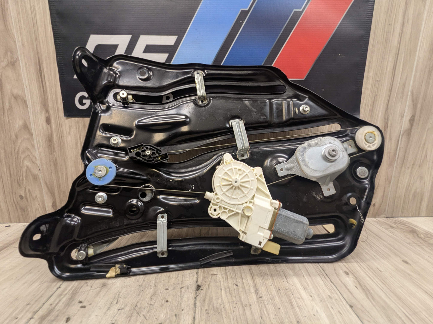 07-13 OEM BMW E93 328 335 M3 Rear Right Passenger Side Window Lift Regulator