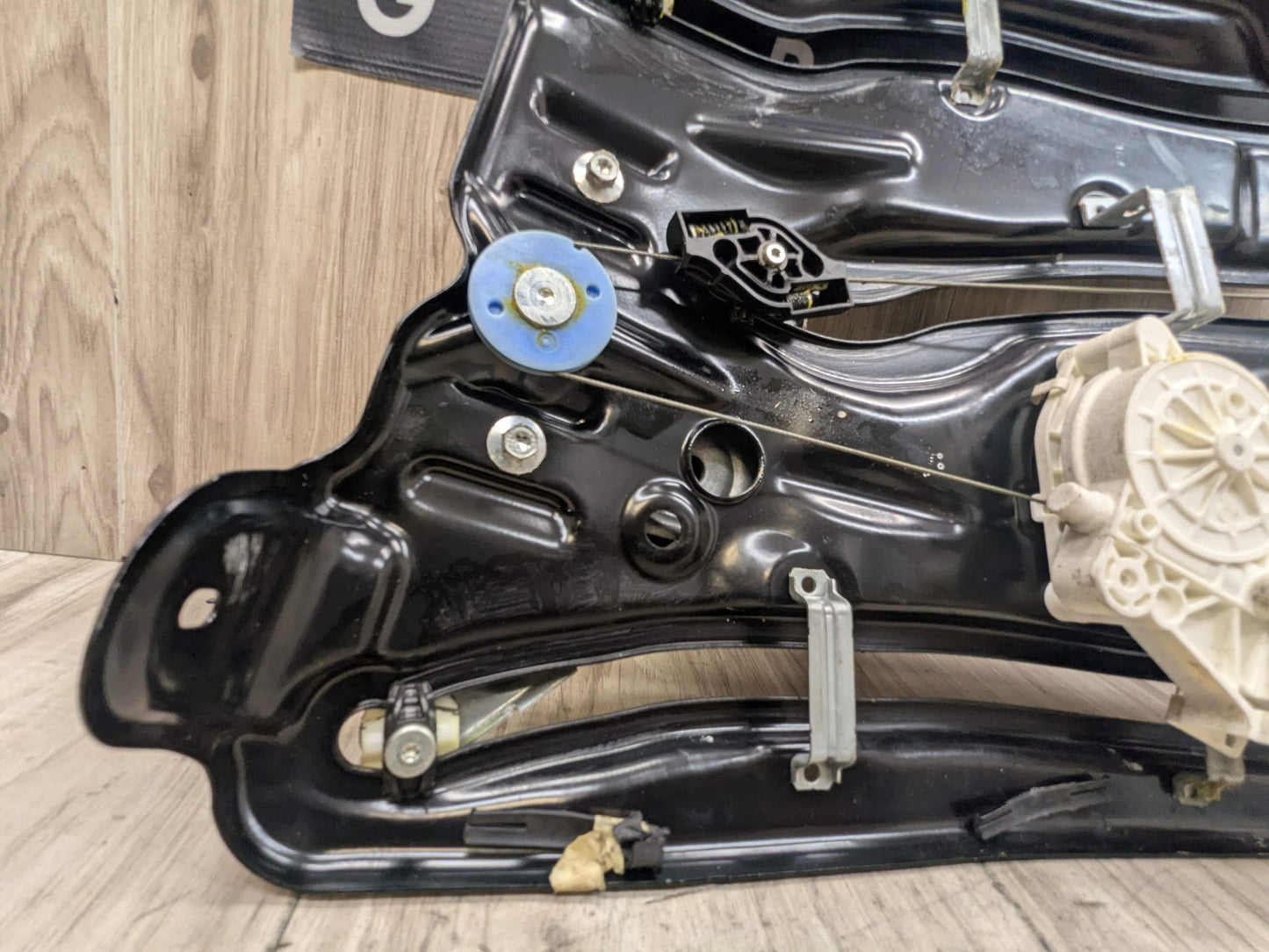 07-13 OEM BMW E93 328 335 M3 Rear Right Passenger Side Window Lift Regulator