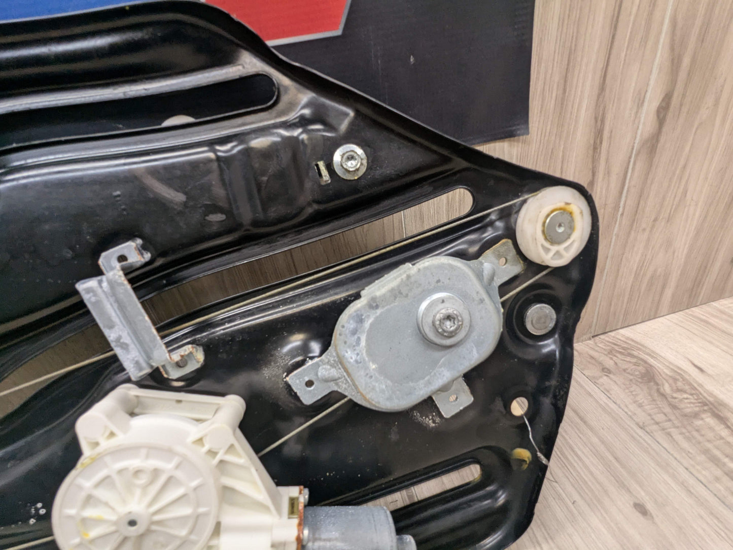 07-13 OEM BMW E93 328 335 M3 Rear Right Passenger Side Window Lift Regulator