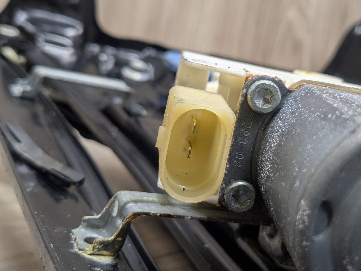 07-13 OEM BMW E93 328 335 M3 Rear Right Passenger Side Window Lift Regulator