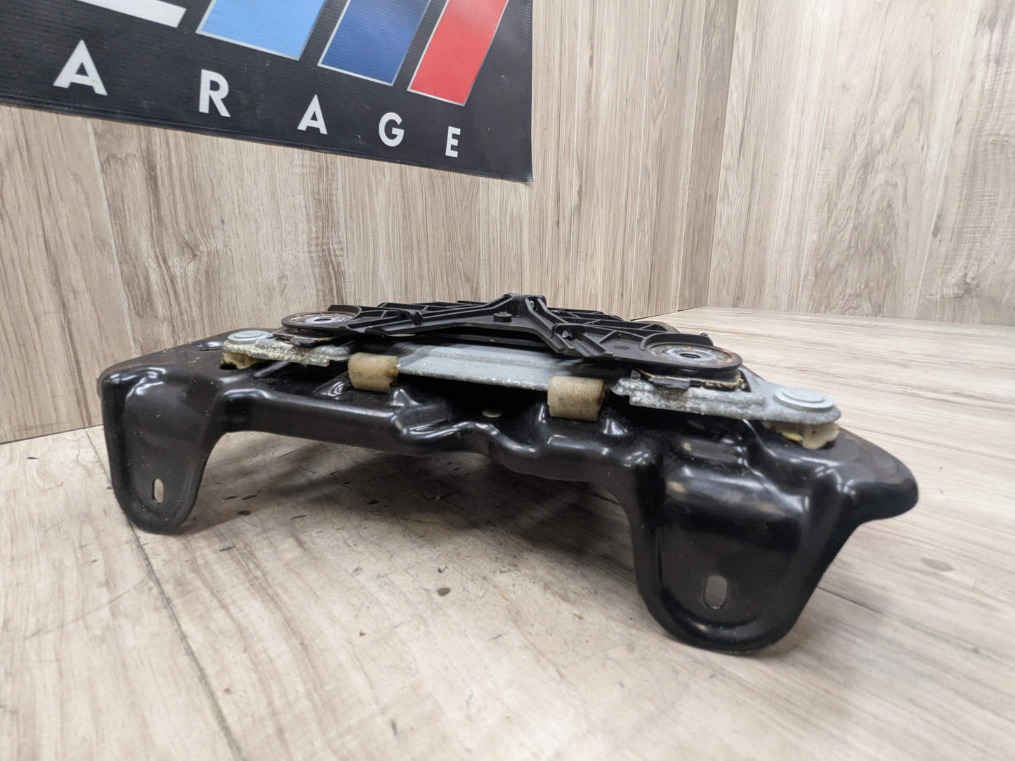 07-13 OEM BMW E93 328 335 M3 Rear Left Driver Side Window Lift Regulator