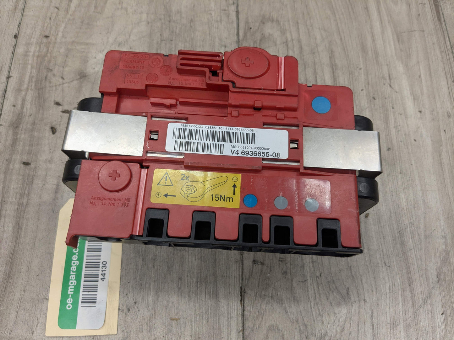 OEM BMW E82 E88 E90 E92 Battery Power Junction Distribution Fuse Box Voltage