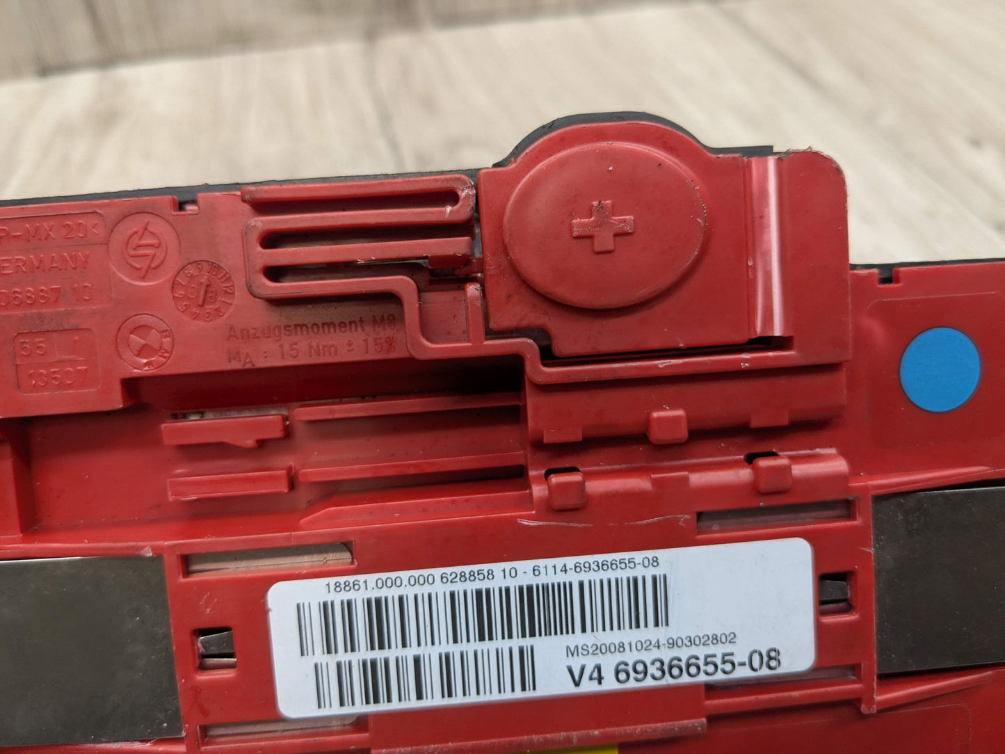 OEM BMW E82 E88 E90 E92 Battery Power Junction Distribution Fuse Box Voltage