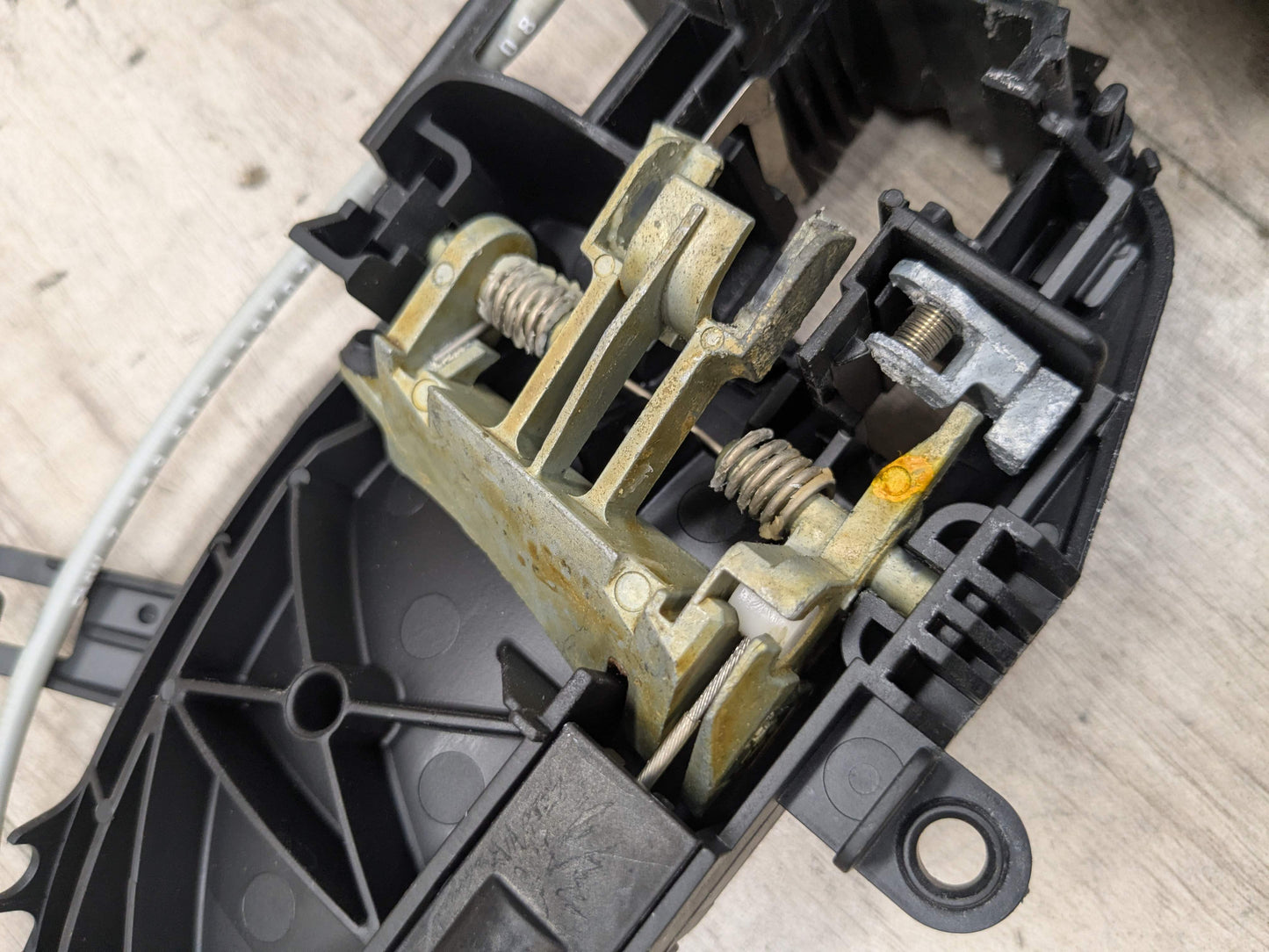 OEM BMW E82 E90 F23 F30 F32 E60 F01 M4 X6 REAR RIGHT Door Lock Latch Actuator