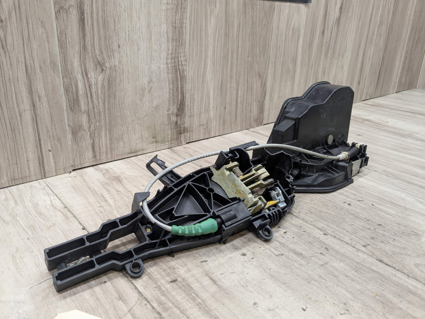 OEM BMW E82 E90 F23 F30 F32 E60 F01 M4 X6 REAR RIGHT Door Lock Latch Actuator