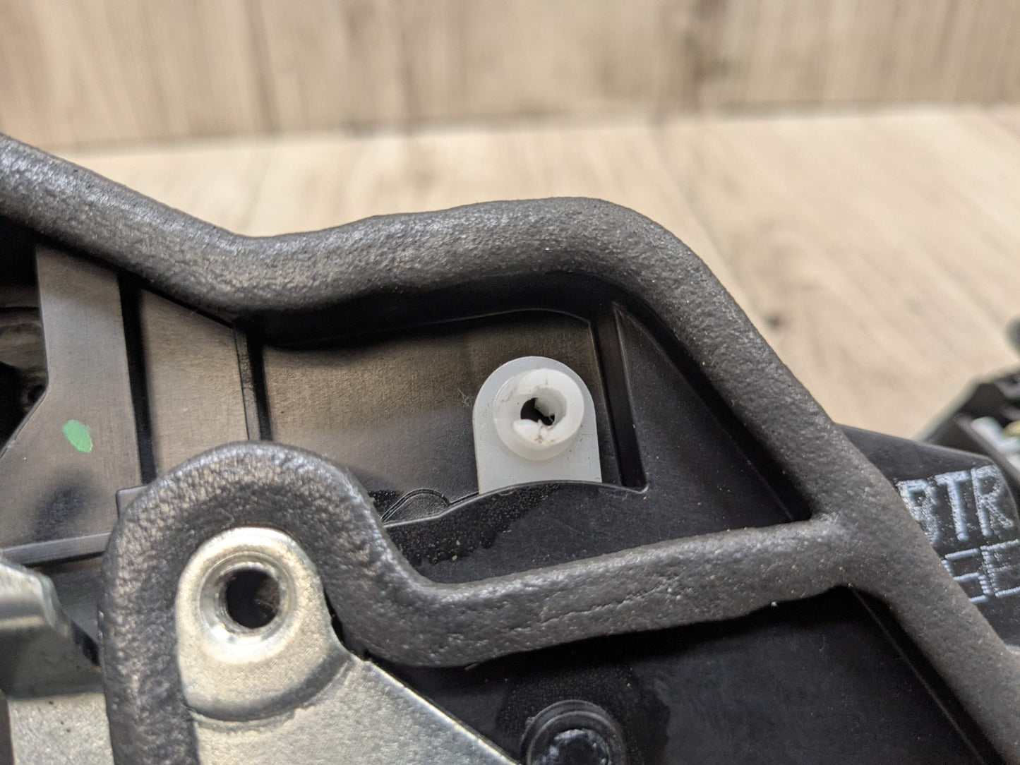 OEM BMW E82 E90 F23 F30 F32 E60 F01 M4 X6 REAR RIGHT Door Lock Latch Actuator