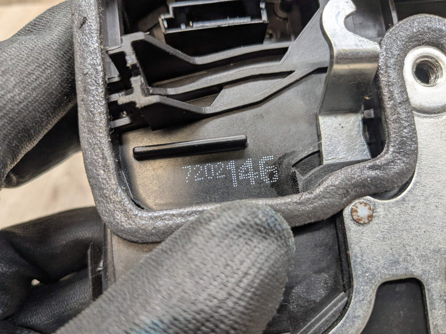 OEM BMW E82 E90 F23 F30 F32 E60 F01 M4 X6 REAR RIGHT Door Lock Latch Actuator