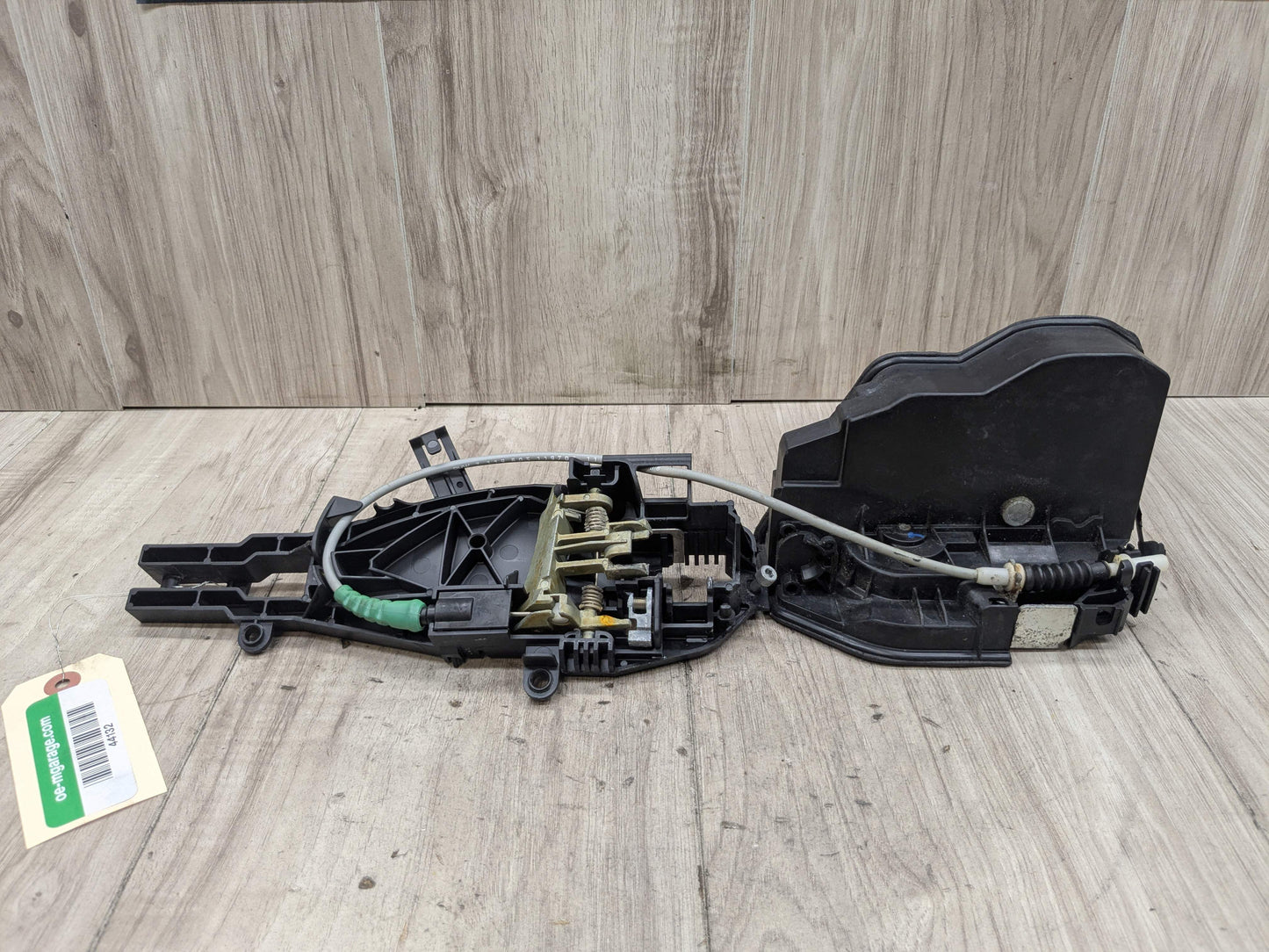 OEM BMW E82 E90 F23 F30 F32 E60 F01 M4 X6 REAR RIGHT Door Lock Latch Actuator