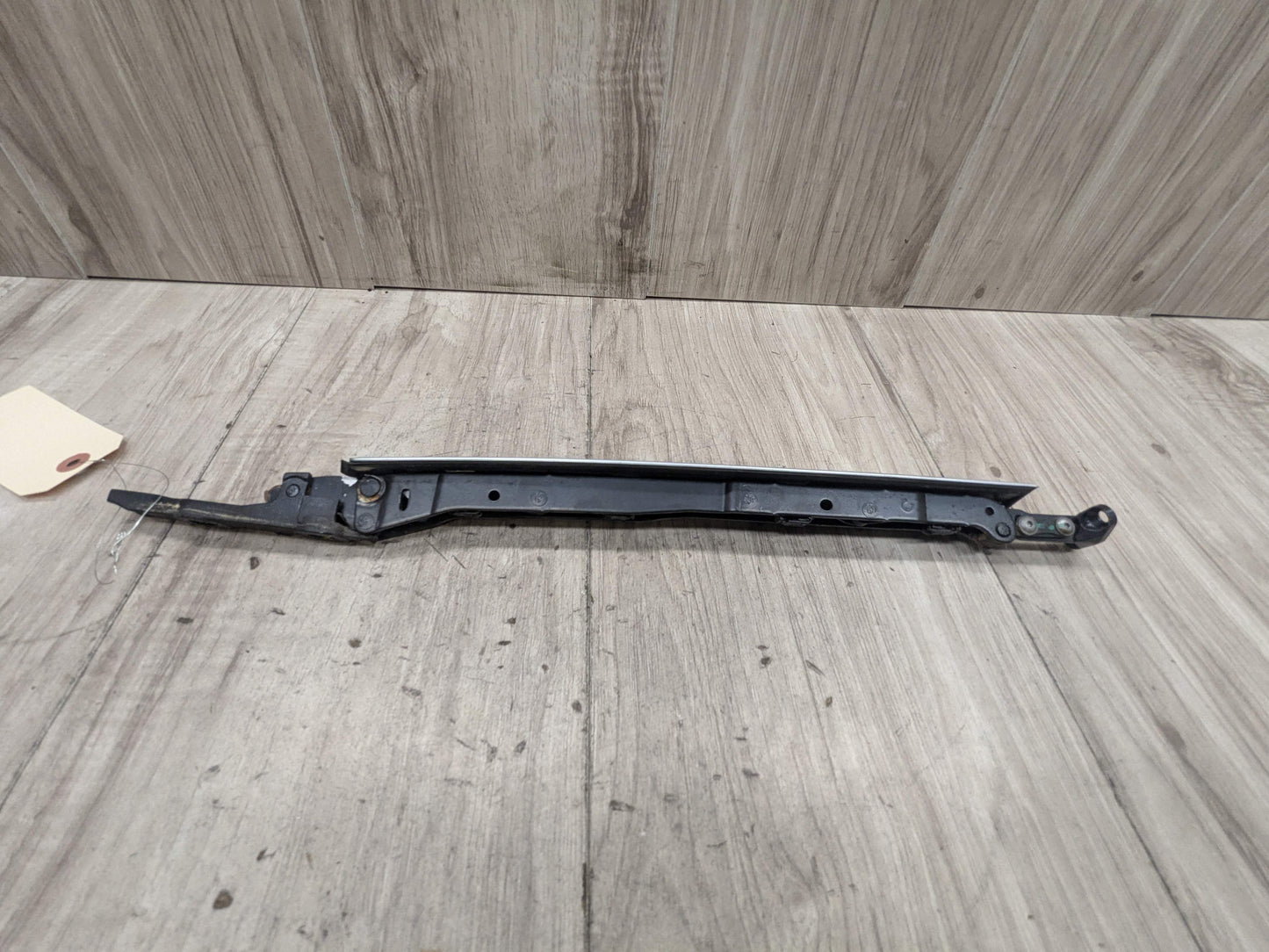 OEM BMW E93 335 M3 F33 F83 M4 Convertible Roof Top Hinge Cover Right Silver