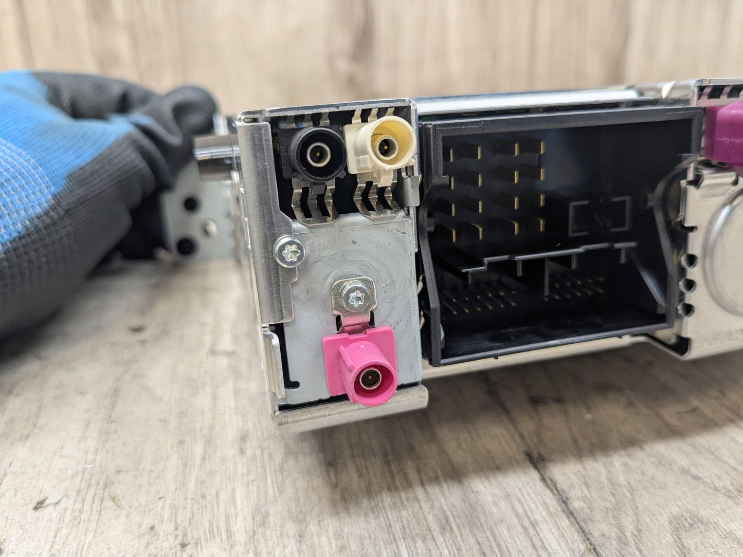 OEM BMW G01 G02 G20 G29 Headunit Head Unit Radio Control Module Media2