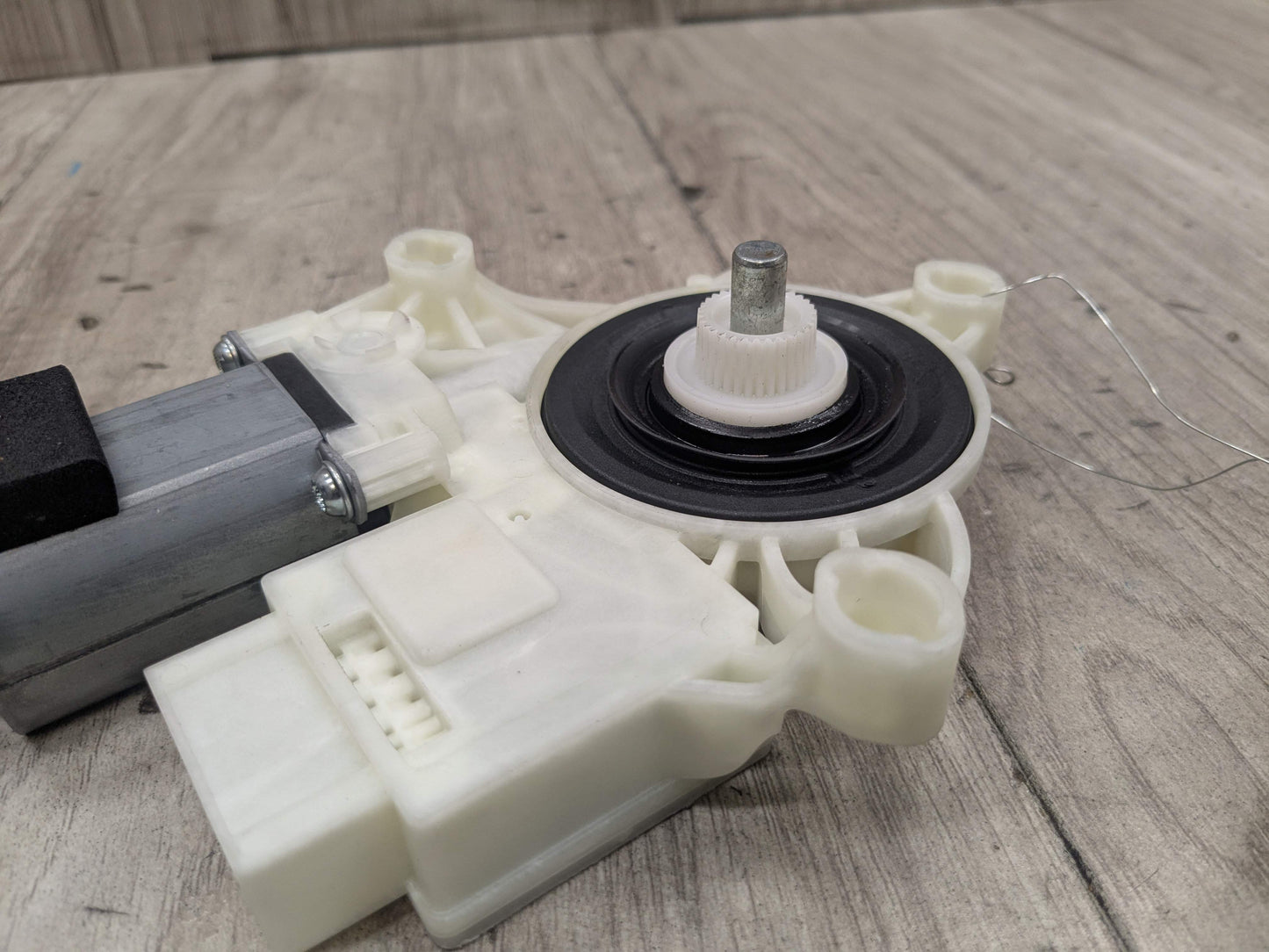 19-24 OEM BMW G20 G80 330 M340 M3 Rear Left Driver Door Window Regulator Motor