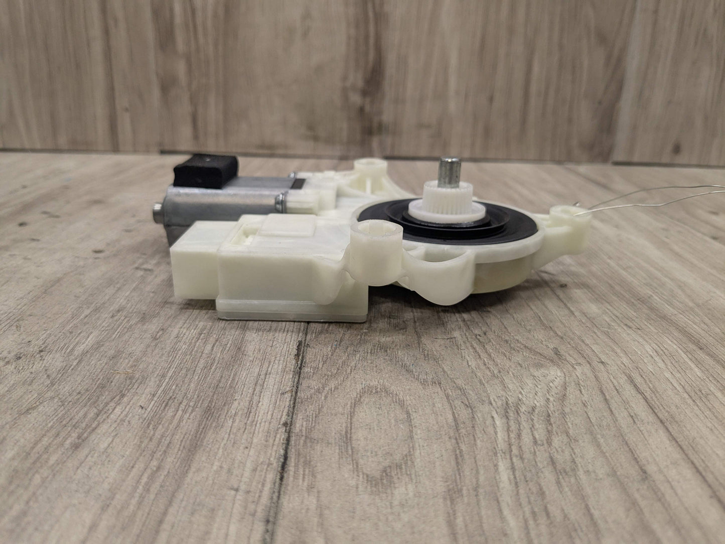 19-24 OEM BMW G20 G80 330 M340 M3 Rear Left Driver Door Window Regulator Motor