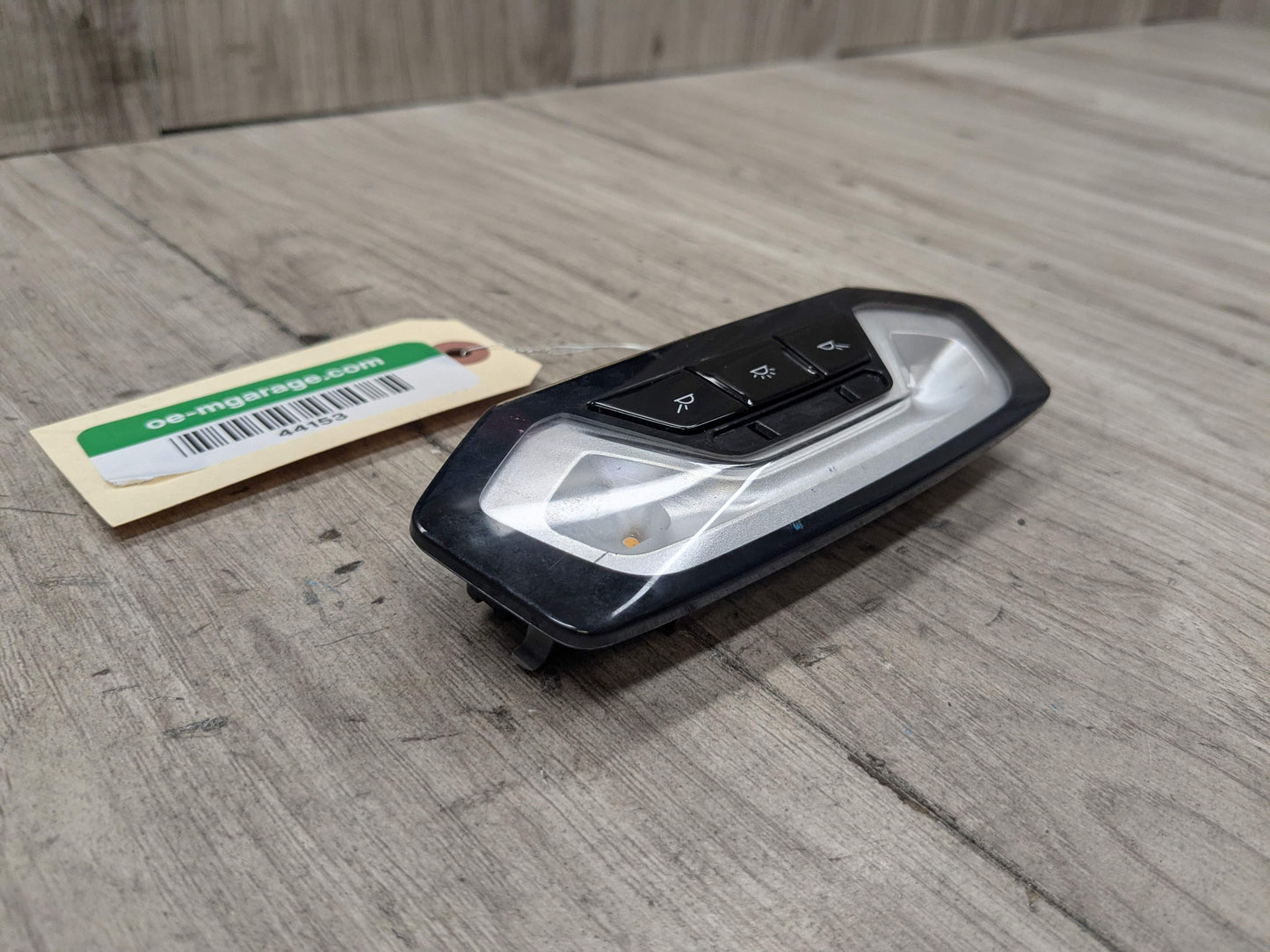 OEM BMW G20 G22  G23 G26 G42 Rear Center Dome Reading Light LED Panel