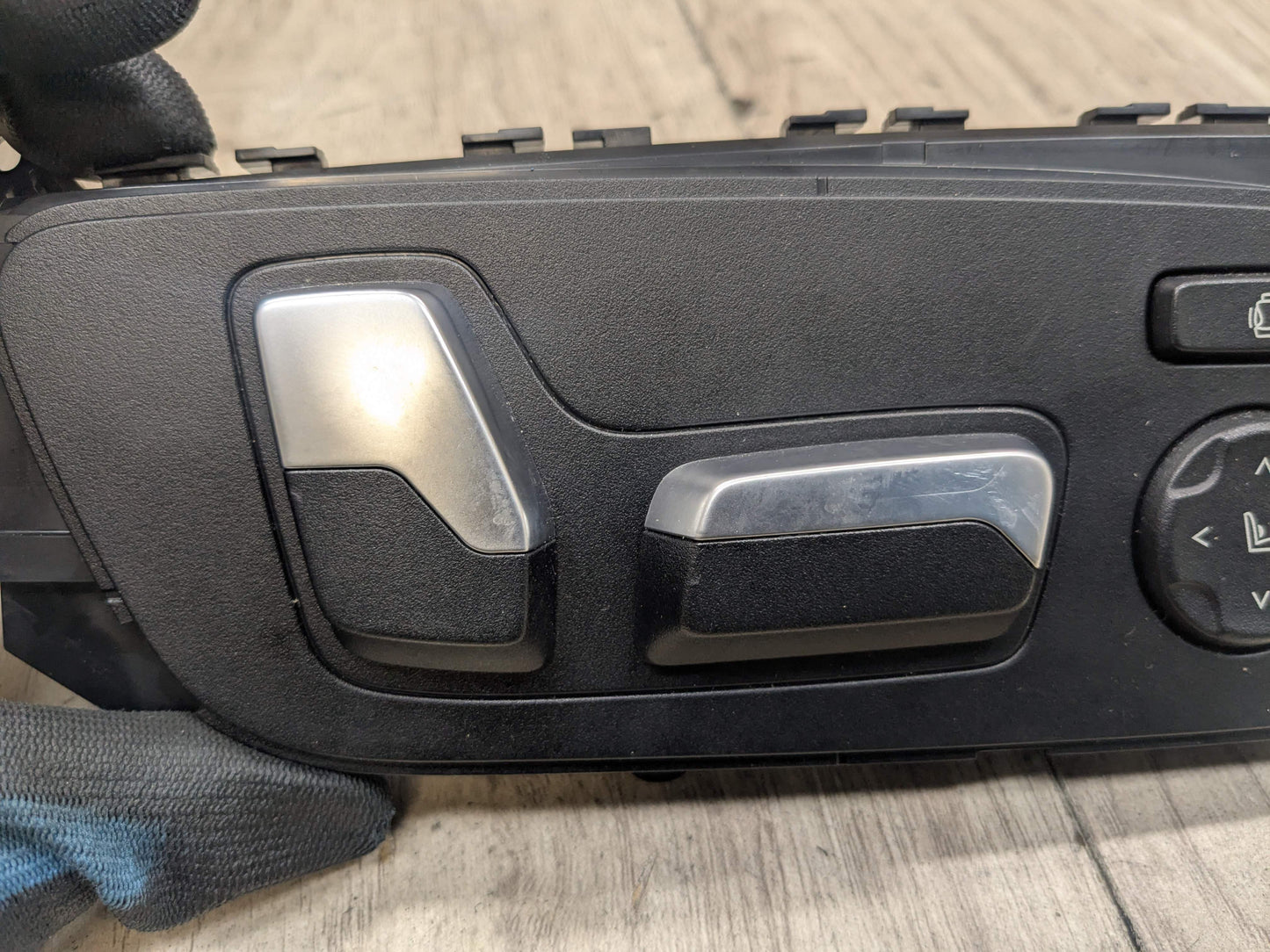 19-24 OEM BMW F97 G01 G20 G26 Front Right Passenger Seat Adjust Control Switch