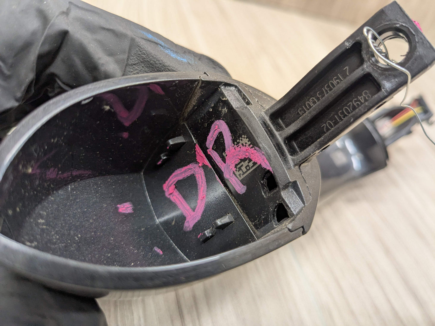 OEM BMW G05 G06 G07 G20 X5 X6 X7 REAR Right Passenger Side Door Handle COMFORT