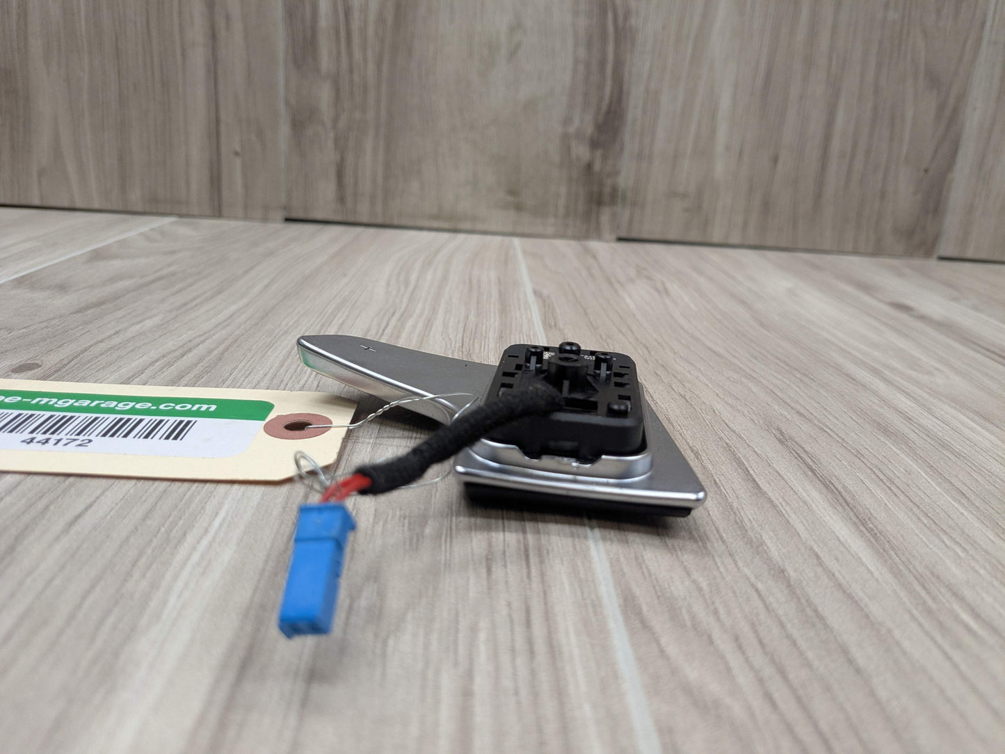 OEM BMW F44 G01 G05 G12 G20 G26 G30 Steering Wheel Paddle Shifter Right Plus