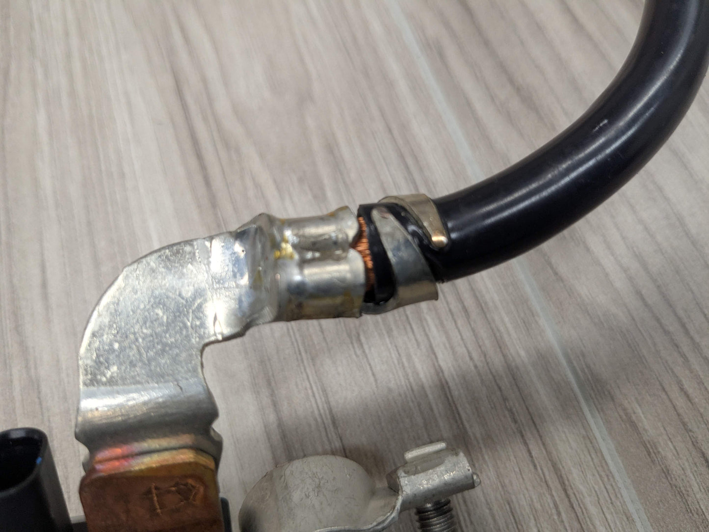 OEM BMW G05 G06 G07 G20 G22 G23 G26 G29 Negative Terminal IBS Sensor Wire Cable